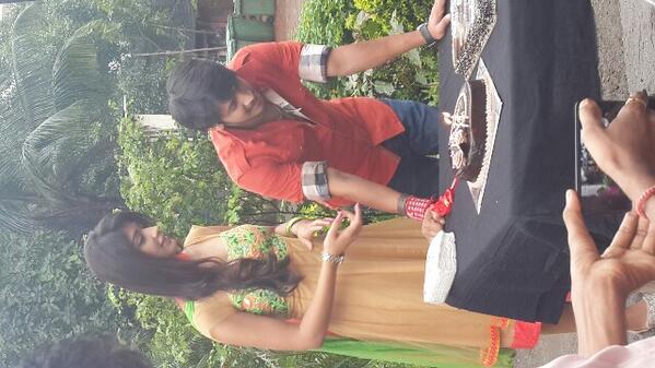 Embedded image permalink