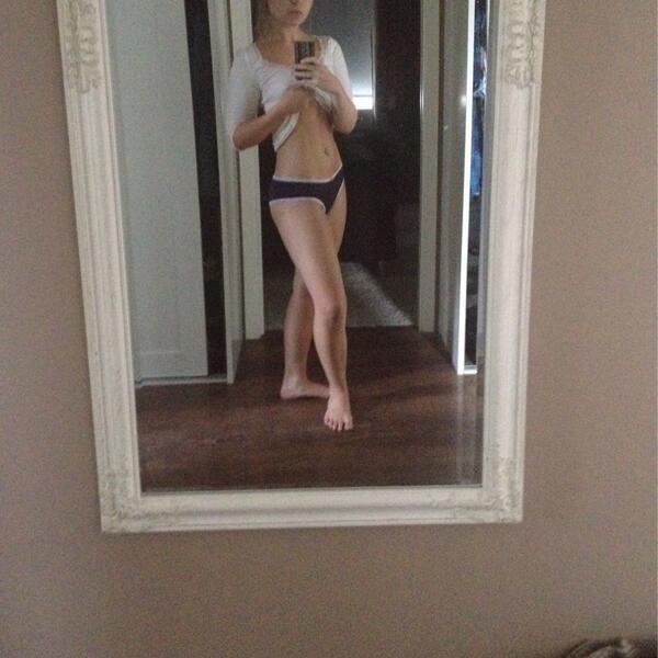 collarbonejuni tweet picture