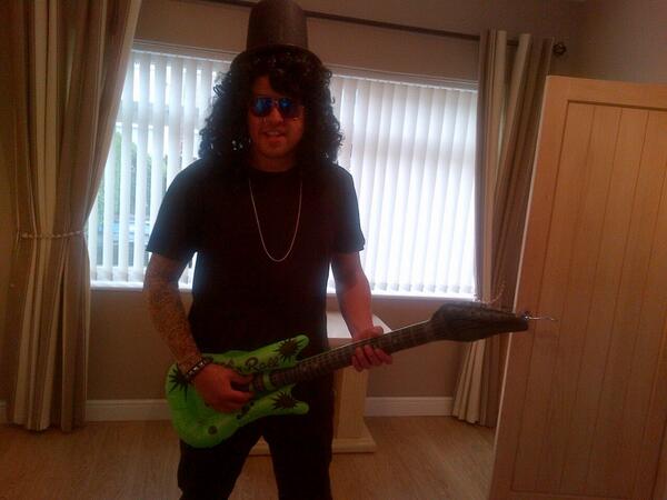 6longshanks666's tweet photo. Woooooooooh livin it http://t.co/sVSs5c3adq