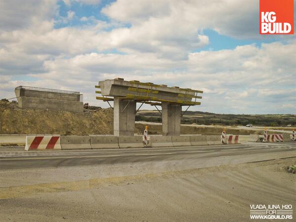 KGBUILD's tweet photo. Autoput Kragujevac - Batočina - SEPTEMBAR http://t.co/WVXudMUmmV #Kragujevac #KGBUILD http://t.co/S1NvGcUMdt