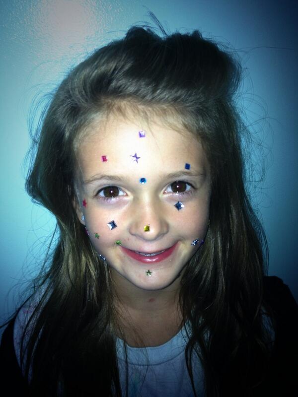 Addielafountain's tweet photo. I have the sparklepox lol http://t.co/03PtbstgsW