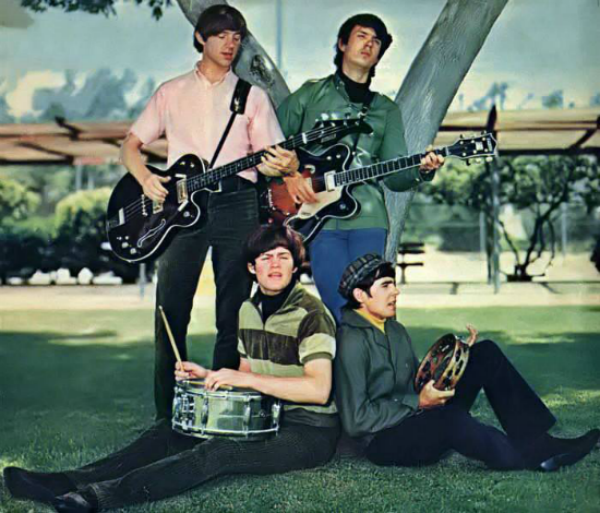 SmudgeFace100's tweet photo. Ready to celebrate the 47th birthday of the @The_Monkees and feeling like a 14 year old again! http://t.co/ulImyFYuzp