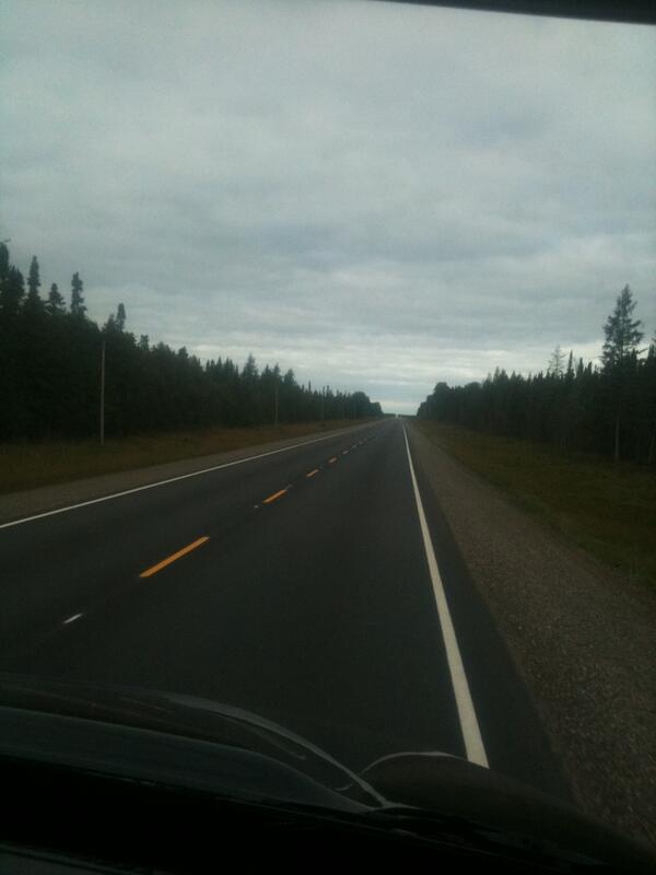 Minxz16's tweet photo. Almost there -1 frost on the ground, can't wait till morning ! #flingingarrows #moosemadness2013 #moanforthebone http://t.co/S5v2HI41fW
