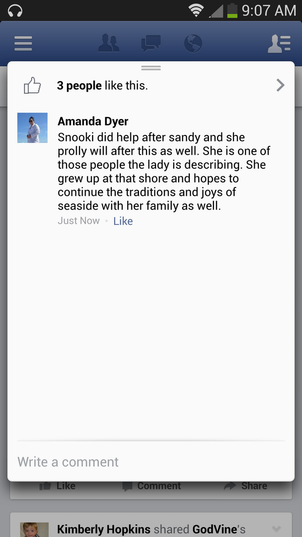 amandai6's tweet photo. Standing up for @snooki ppl r sad and finding a way to blame her for the fires.... HATERS http://t.co/FFT2IdNcVY