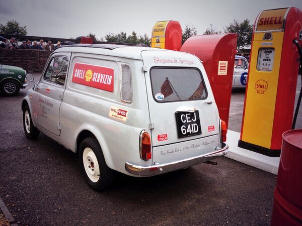goodwoodrevival's tweet photo. Fiat Servizi at the #GoodwoodRevival http://t.co/oJaoprbSF1