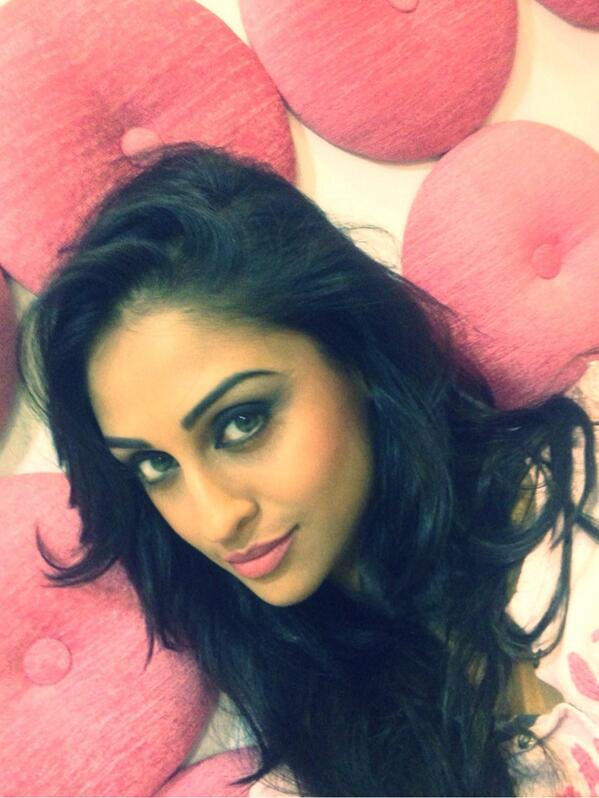 Embedded image permalink