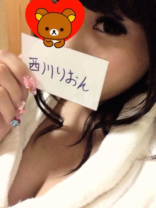 撮影終わりました( &acute; ▽ ` )ﾉメイクさんがすごく優しくて、途中まで一緒に帰ってくれました(ノｗ`*)素敵な１日でした♪ http://t.co/5F2OFihDeW