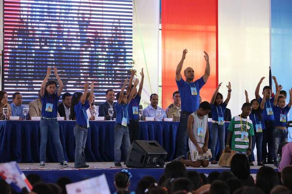 WendyCPolanco's tweet photo. El club juvenil e infantil de Constanza, realiza un acrostico sobre Juan Pablo Duarte. #ConstitucionInfantilRD http://t.co/FBIYJlNx03