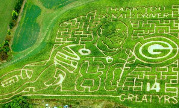 WKOW's tweet photo. Check out this #Packers corn maze in WI. @Donald_Driver80 http://t.co/Vs8wFMeXK1