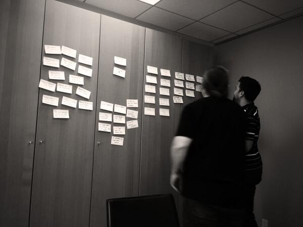 Tadaweb's tweet image. #TaDaweb brain storming session with #benskyes