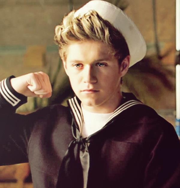 always_coldplay's tweet photo. @NiallOfficial Happy Birthday Even that I never wish Leas Your Best :) http://t.co/7GtXEoLbat