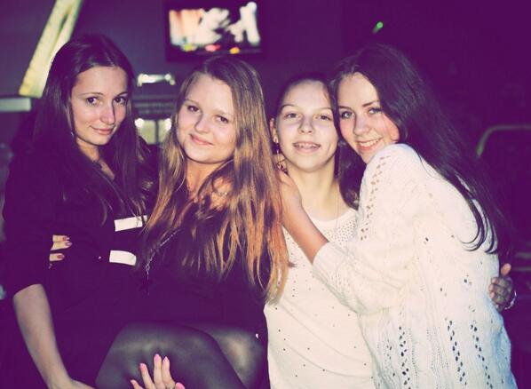 DaryaLisner's tweet photo. Love:*Бабы Огонь<3 http://t.co/FuHjNJSKSU