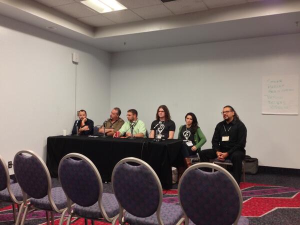PourMeCo's tweet photo. Good to see @StartUpABQ  veterans at @ABQTechFiesta! #techrevabq http://t.co/kor3NJw00i