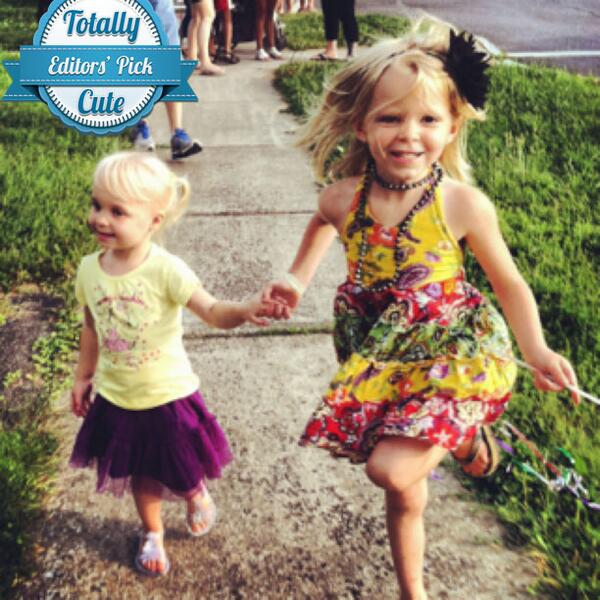 TotallyCuteApp's tweet photo. Hope everyone is enjoying the end of summer, hope it was as cute as theirs! #aww #cute #contest #photo #kids http://t.co/jlFzqDX55e
