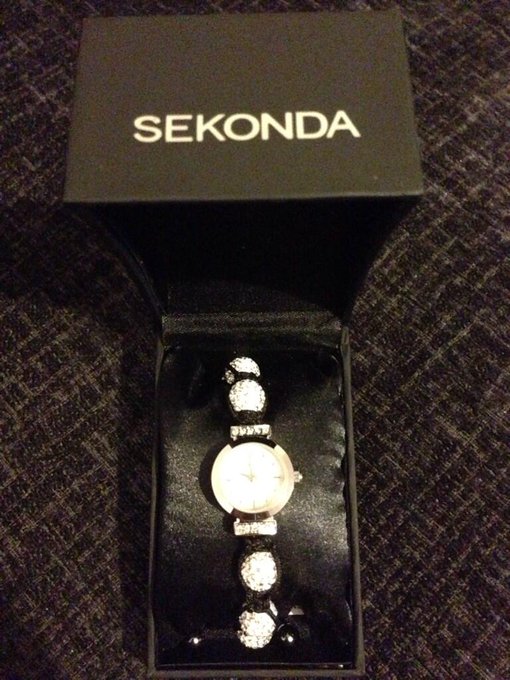 Big thank you and kisses to @_arsenal1985 for my Sekonda watch from my wishlist 💋Love it &amp; can't wait<a class="tags" target="_blank" title="On Twitter" href="/?out=eyJ0eXAiOiJKV1QiLCJhbGciOiJIUzUxMiJ9.eyJpYXQiOjE3MjM5NDAwNjQsImlzcyI6InR3cG9ybnN0YXJzLmNvbSIsIm5iZiI6MTcyMzk0MDA2NCwiZXhwIjoxNzU1NDc2MDY0LCJyZWRpcmVjdF91cmwiOiJodHRwczovL3R3aXR0ZXIuY29tL19hcnNlbmFsMTk4NSJ9.lZ-Qb9DOU3WvUqNrRB6oLZYNBq_JqTXh4JvwsK-VRD-LDYAoqOKlQtbswfhgHnQOgYbLs02Ci1svc04jfrSpGA">@_arsenal1985</a>