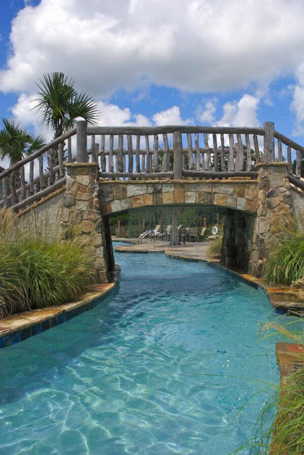 CustomCascades's tweet photo. Happy #FeatureFriday!This project was completed by Year Round Pools using a CustomCascade raincurtain. Looks amazing! http://t.co/0oUtVygJom