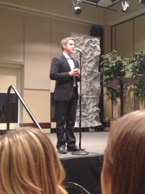 jnkaufman's tweet image. Our fearless leader! #startconf #startexp