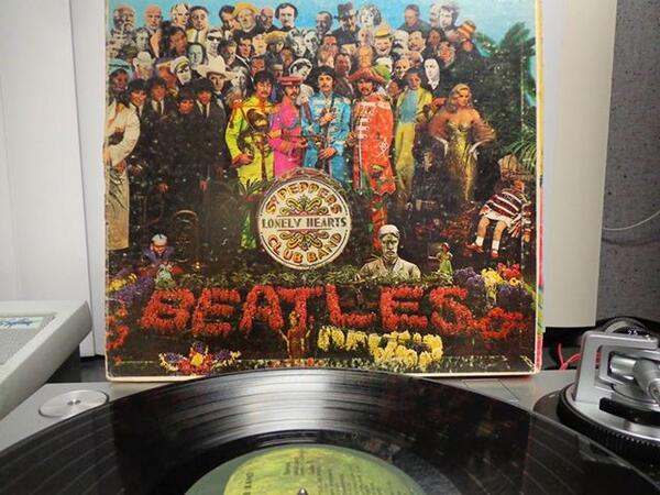 madmenparty's tweet photo. Someone turn the tunes up...love this song! http://t.co/fulX9QqmBS