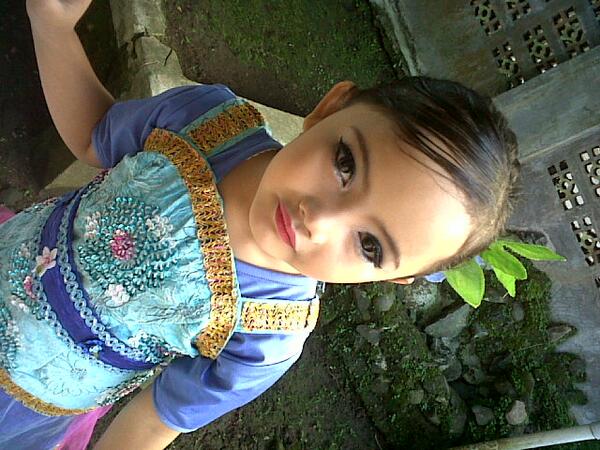 SlmDewi's tweet photo. Cantiknya http://t.co/SJSnbr9q7T