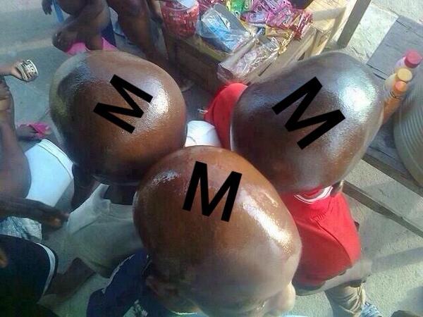 2PhoneShawti's tweet photo. These niggas look like some dark chocolate M&amp;M's http://t.co/cVysja15mG