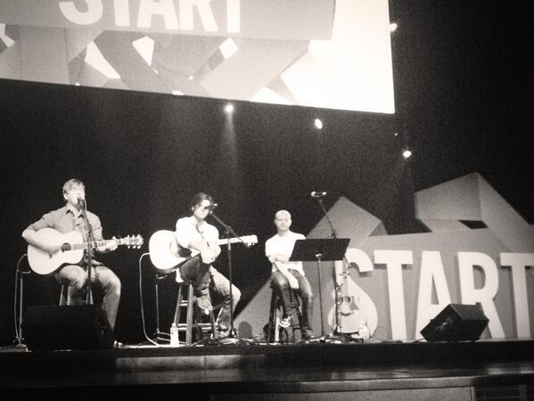 Steph_Montreuil's tweet image. If you don;t know these threee musicicans yet, check em out:  @davebarnesmusic, @stevemoakler &amp;amp; @derekwebb #startconf