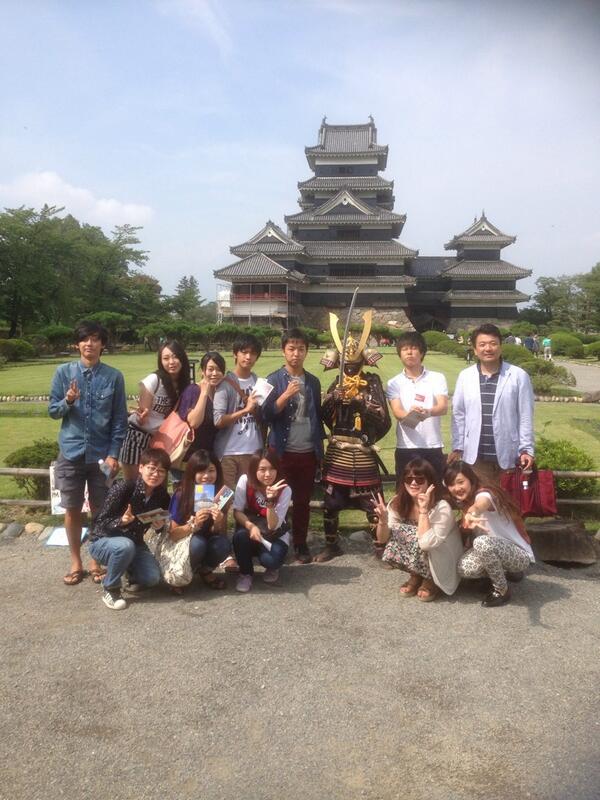 そのべ えみ A Twitter 国宝松本城にいってまいりました 階段キツくてミニスカートで行ったら確実にパンツ見えちゃうよ 夏は汗だくになる でも歴史の文化に触れるのは楽しい なんの知識もなくていい 肌で感じることが大切 一度は行ってみるべき Http