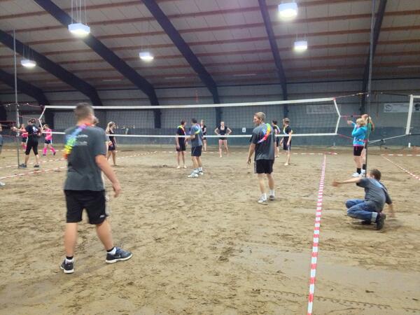 Beachvollebal bij de <a href="/Willaerruiters/">De Willaerruiters</a> is begonnen