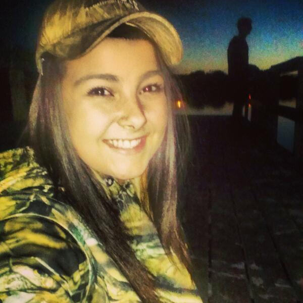 ThatBieberKush's tweet image. Fishin(: #camocutie