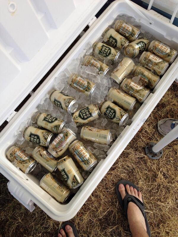 TITS_tailgate's tweet photo. Stocked up with plenty of @LoneStarBeer this week. http://t.co/0uwH7sMEXc