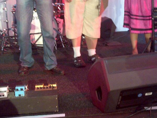 kevindanielZA's tweet photo. @JustPlainTwit rock out with your socks out... http://t.co/wp1dGwGwik
