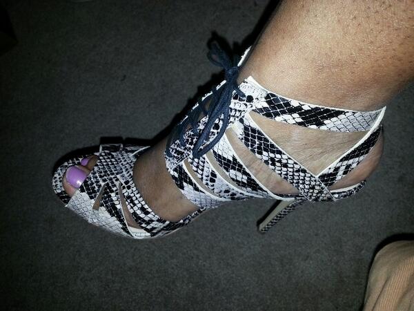 ShopLoveElise's tweet photo. The latest addition...#shoemint #shoegasmic http://t.co/k2quhUXghi