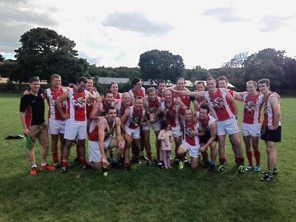 SouthDubSwans's tweet photo. South Dublin Swans ARFLI 2013 Premiers @arfli @BelfastRedbacks @worldfooty #AFL http://t.co/1vfadQ3jxi