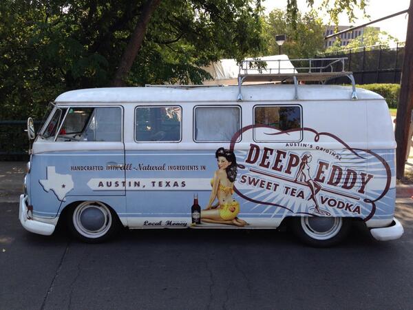 TITS_tailgate's tweet photo. Our friends at @deepeddyvodka are getting set up! http://t.co/wlHgicsney