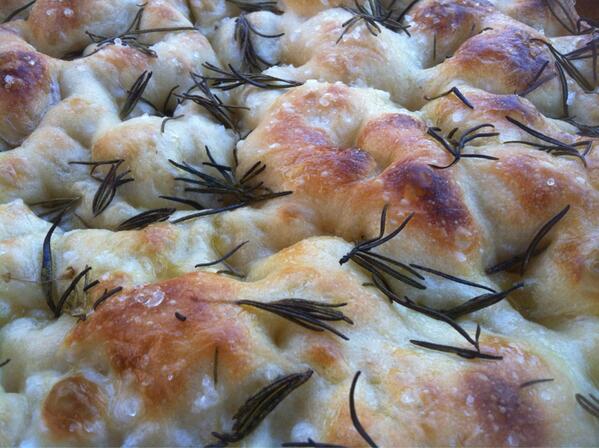 Breadlove tweet media