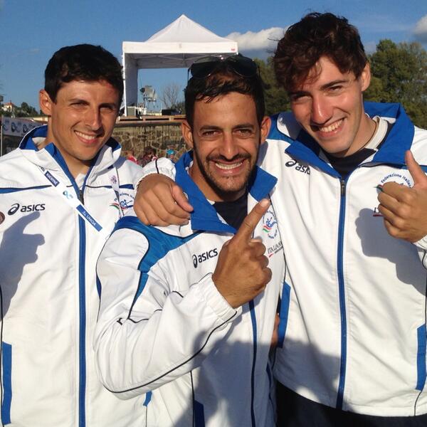 DanieleMolmenti's tweet photo. CAMPIONI DEL MONDO !!! #nonmaledai! #taE http://t.co/SXVer54QhQ