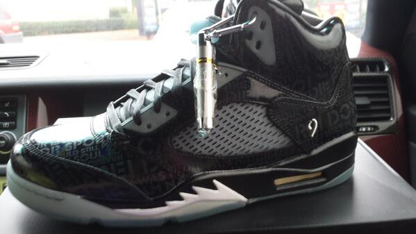 sweetsarahpdx's tweet photo. @prettyplusmore here they are the dornbecher jordan 5 http://t.co/l33s1hdM12