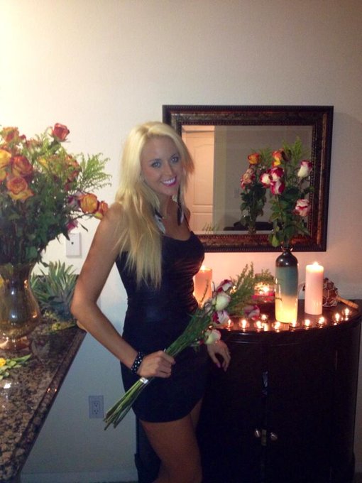 My date last night bought me a #sea of flowers #happy http://t.co/Bf7aI25QzG<a href="/tag/sea"class="tags">#sea</a><a href="/tag/happy"class="tags"><span>#happy</span></a>