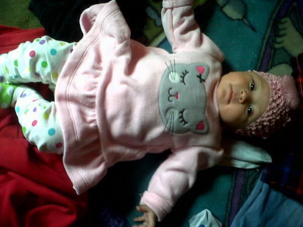tatiarango28's tweet photo. La hemosaa besitos a mi lokita http://t.co/eack7SosLM