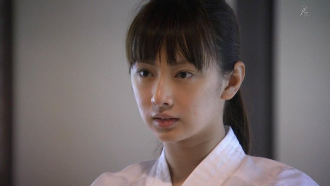 北川景子のすっぴんはかわいい 葬式の泣き顔がひどくて話題に 画像あり 大人女子のライフマガジンpinky ピンキー