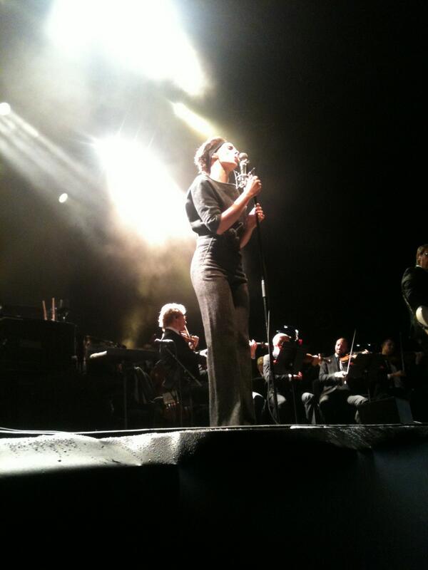 VSolbreux's tweet photo. Hooverphonic - fêtes de Wallonie à Namur. Interview et concert au top! <3 http://t.co/PVUIWjaXaN