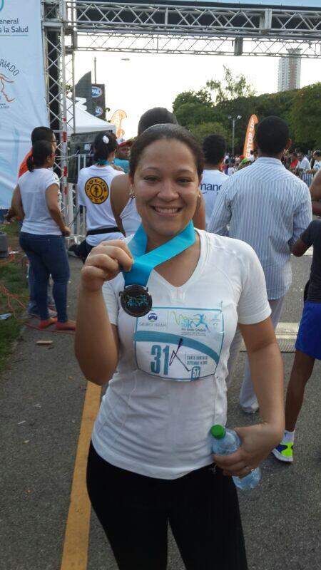 790Liliana's tweet photo. Wao me siento atleta jaja mis primeros 5km, motivada totalmente por mi esposo mua! http://t.co/8O1YCe2822