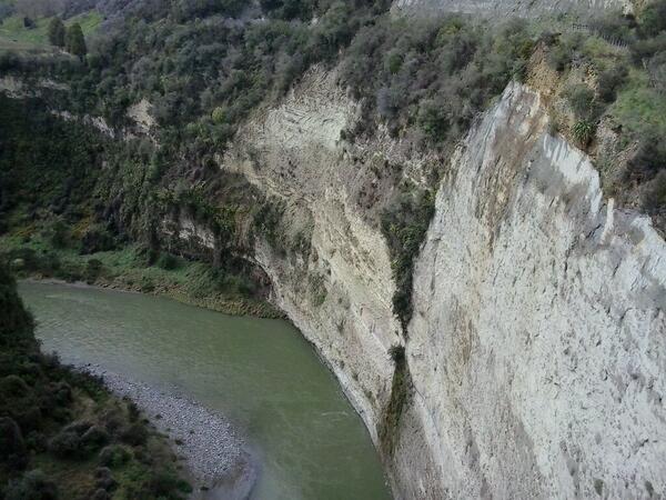 WildBayNZ's tweet image. The Rangitikei river. Stunning piece of scenery. Thats is what the trip is all about. #northernexplorer