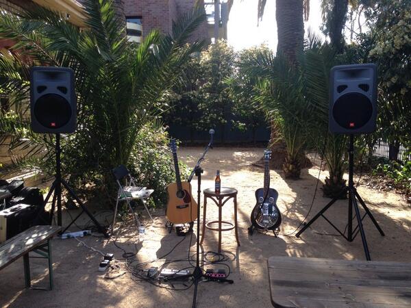 Perfect day for an outside Sunday solo gig at Corte, Port Melbourne