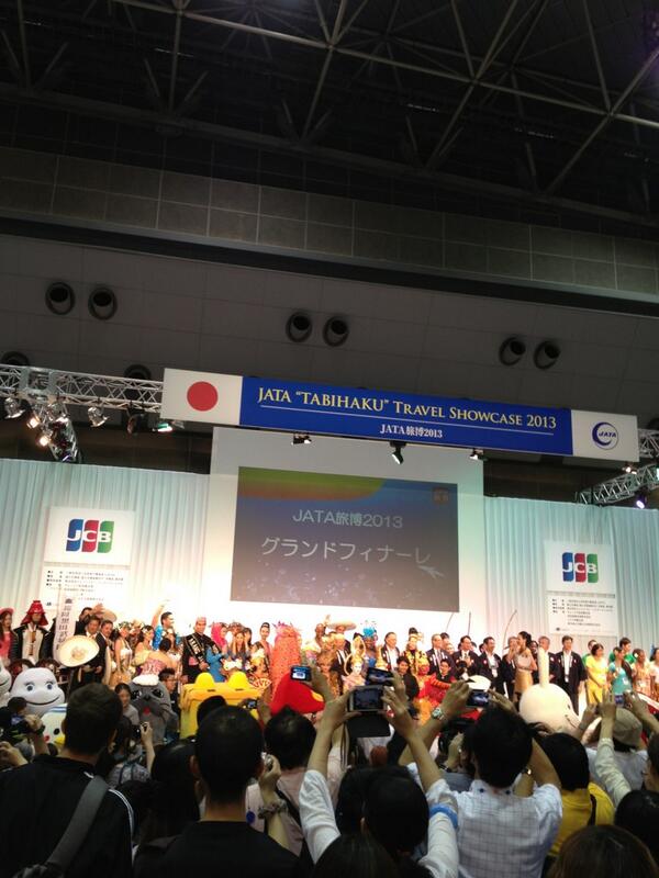 tabihaku's tweet photo. グランドフィナーレはじまります！
ステージ上はとても華やか。
ぜひ、東6ホールフォーラムステージへおこし下さい！ http://t.co/kVNFlXvqCt