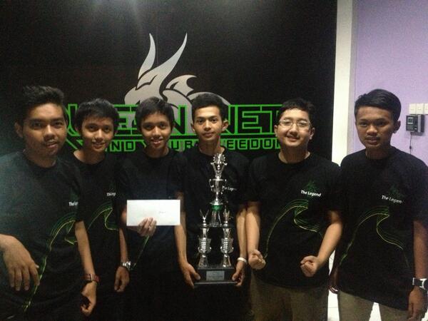 QueenNetBdg's tweet photo. 2nd place point blank queen net bandung LQ RFD Qnet !!!!!! http://t.co/w4Z0RXeS2A