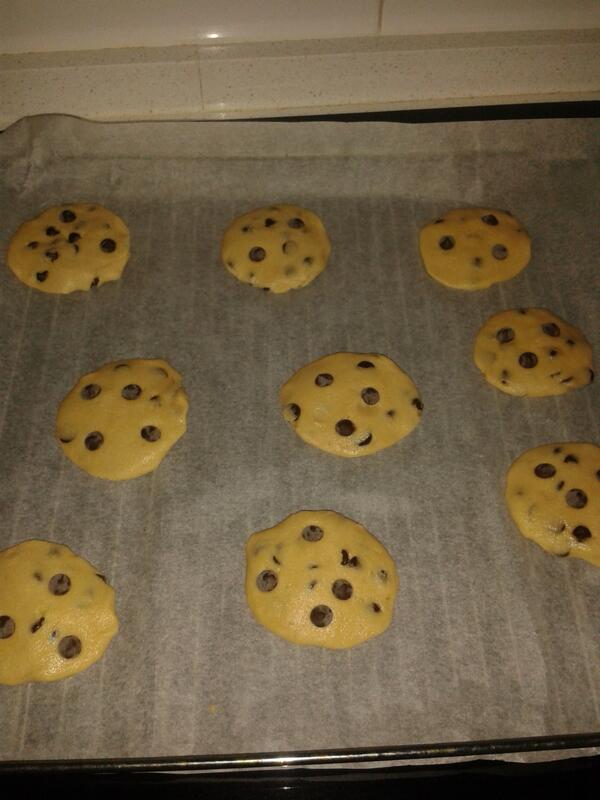inmacc85's tweet photo. Haciendo unas galletitas!! http://t.co/QF6bVyi94I