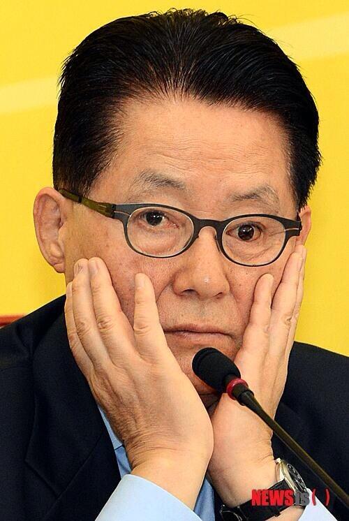 할복 멀었냐? "<a href="/1004mingmine/">1004mingmine</a>: 양아치 설계 개자슥 <a href="/hyundongn/">玄同</a> 국정원댓글 제보자 김상옥,윤창중 응딩이사건,채동욱 축첩사건, 사건이 일어나면 반드시 등장하는 넘이 바로 박쥐원(dog eye) "