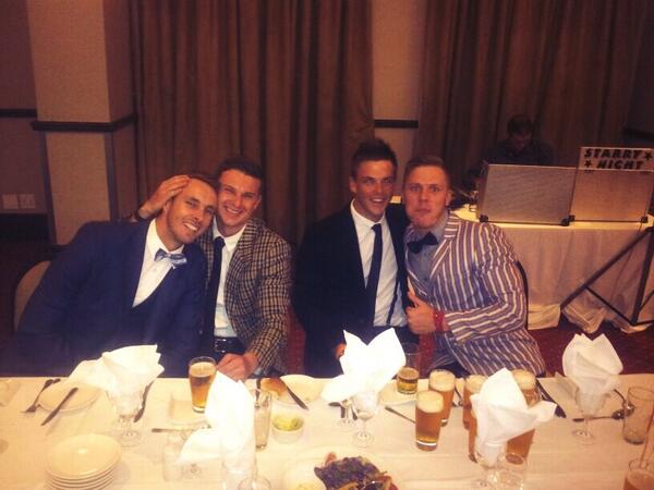 I definitely had the hottest date at hockey dinner last night! #theboys #awesome <a href="/gerronkey/">Ross Creasey</a> @Whiteboy_oli <a href="/mattkai28/">Matt-Kai McGillivray</a>