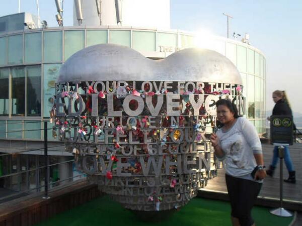 TasyaTarisa's tweet photo. @Tasya_Tarisa http://t.co/tISPCp6eq3