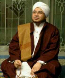 aagym's tweet photo. Innaalillaahi wa innaailahi rojiuun, Allohummaghfirlahu, warhamhu, wa afiihi, wa fuanhu, doa yang banyak utk habib http://t.co/8Ef9Gni33o